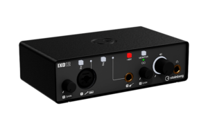 Interfaz de audio Steinberg IXO12
